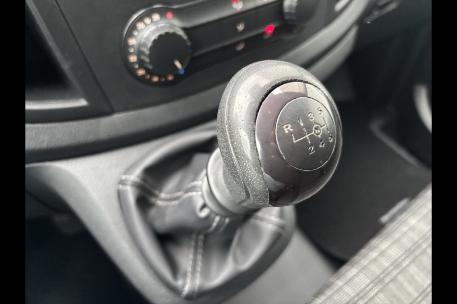 Mercedes-Benz Vito 111 CDI Functional*A/C*PDC*TEL*3PERSOONS*