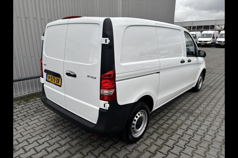 Mercedes-Benz Vito 111 CDI Functional*A/C*PDC*TEL*3PERSOONS*