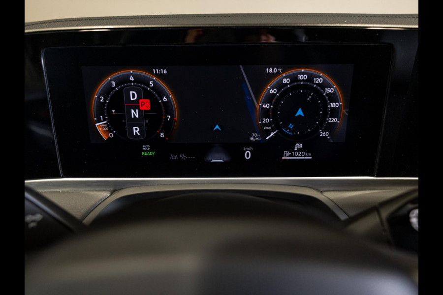 Volkswagen Passat Variant 1.5 eTSI Elegance Business / 150pk / Panorama dak / Trekhaak / Dodehoek / Stoel en stuur verwarming /