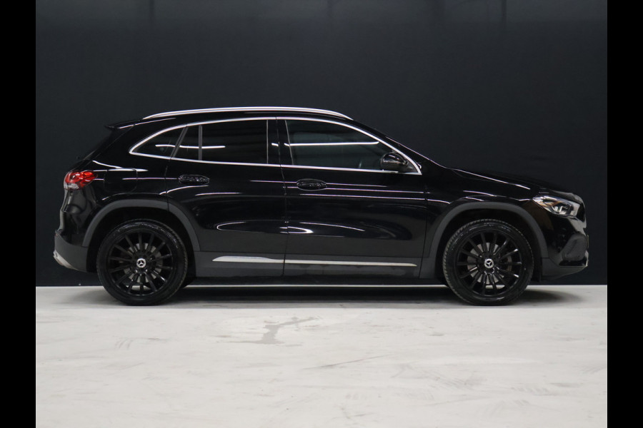 Mercedes-Benz GLA 250 e Business Solution Luxury Limited [TREKHAAK INKLAPBAAR, APPLE CARPLAY, ANDROID, STOELVERWARMING, CAMERA, VOL LEDER, CRUISE, CLIMATE, NIEUWSTAAT]