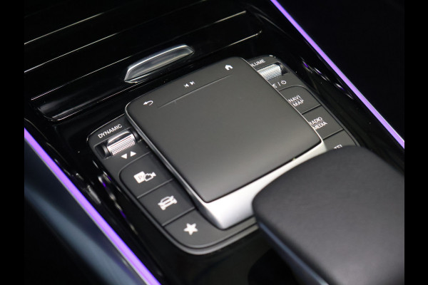 Mercedes-Benz GLA 250 e Business Solution Luxury Limited [TREKHAAK INKLAPBAAR, APPLE CARPLAY, ANDROID, STOELVERWARMING, CAMERA, VOL LEDER, CRUISE, CLIMATE, NIEUWSTAAT]