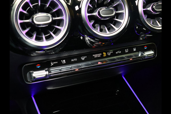 Mercedes-Benz GLA 250 e Business Solution Luxury Limited [TREKHAAK INKLAPBAAR, APPLE CARPLAY, ANDROID, STOELVERWARMING, CAMERA, VOL LEDER, CRUISE, CLIMATE, NIEUWSTAAT]