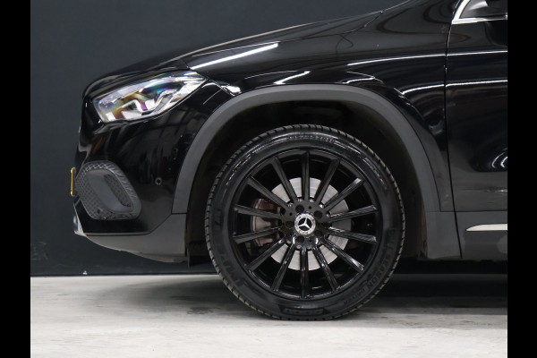 Mercedes-Benz GLA 250 e Business Solution Luxury Limited [TREKHAAK INKLAPBAAR, APPLE CARPLAY, ANDROID, STOELVERWARMING, CAMERA, VOL LEDER, CRUISE, CLIMATE, NIEUWSTAAT]