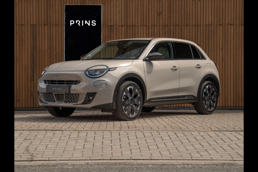 Fiat 600 1.2 Hybrid La Prima 145pk | Full option | CarPlay | Sabbia - Sand