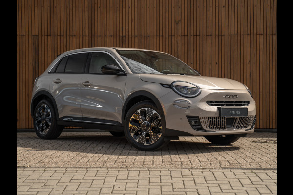 Fiat 600 1.2 Hybrid La Prima 145pk | Full option | CarPlay | Sabbia - Sand