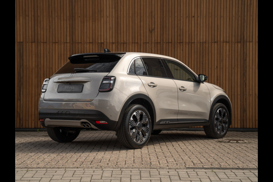 Fiat 600 1.2 Hybrid La Prima 145pk | Full option | CarPlay | Sabbia - Sand