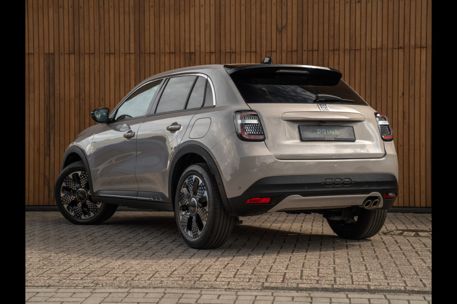 Fiat 600 1.2 Hybrid La Prima 145pk | Full option | CarPlay | Sabbia - Sand