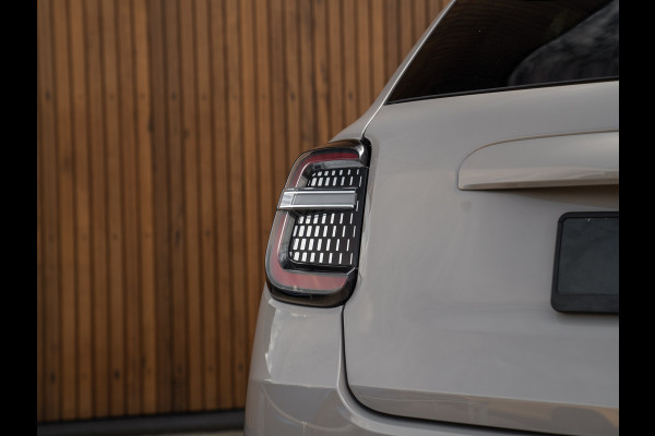 Fiat 600 1.2 Hybrid La Prima 145pk | Full option | CarPlay | Sabbia - Sand