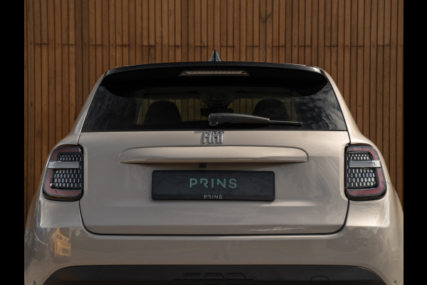 Fiat 600 1.2 Hybrid La Prima 145pk | Full option | CarPlay | Sabbia - Sand