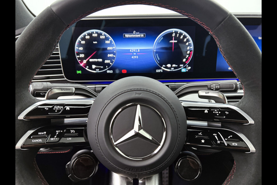 Mercedes-Benz GLE Mercedes-AMG 53 Hybrid 4MATIC+ Premium AMG Premium | Night Pakket | 22 Inch Velgen | Trekhaak | Panorama Schuif-Kanteldak. Inclusief 24 maanden Mercedes-Benz Certified garantie voor Europa.