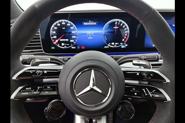 Mercedes-Benz GLE Mercedes-AMG 53 Hybrid 4MATIC+ Premium AMG Premium | Night Pakket | 22 Inch Velgen | Trekhaak | Panorama Schuif-Kanteldak. Inclusief 24 maanden Mercedes-Benz Certified garantie voor Europa.