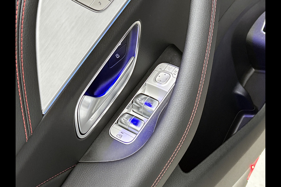 Mercedes-Benz GLE Mercedes-AMG 53 Hybrid 4MATIC+ Premium AMG Premium | Night Pakket | 22 Inch Velgen | Trekhaak | Panorama Schuif-Kanteldak. Inclusief 24 maanden Mercedes-Benz Certified garantie voor Europa.