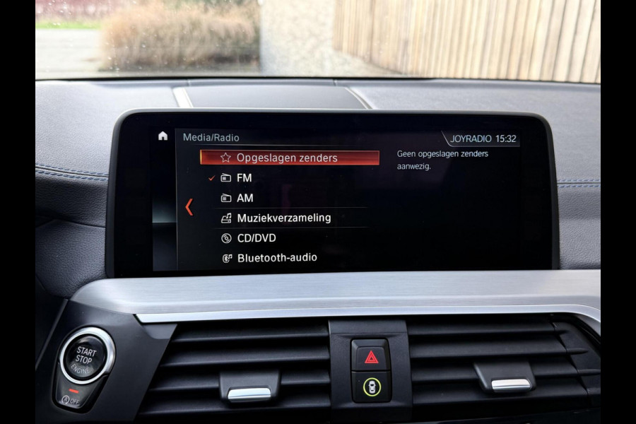 BMW X3 xDrive30i 252pk M-sport Automaat | Panoramadak | Leer | Stoelverwarming | Climate & cruise control | LED verlichting adaptief me