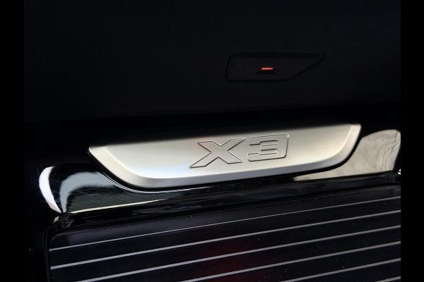BMW X3 xDrive30i 252pk M-sport Automaat | Panoramadak | Leer | Stoelverwarming | Climate & cruise control | LED verlichting adaptief me