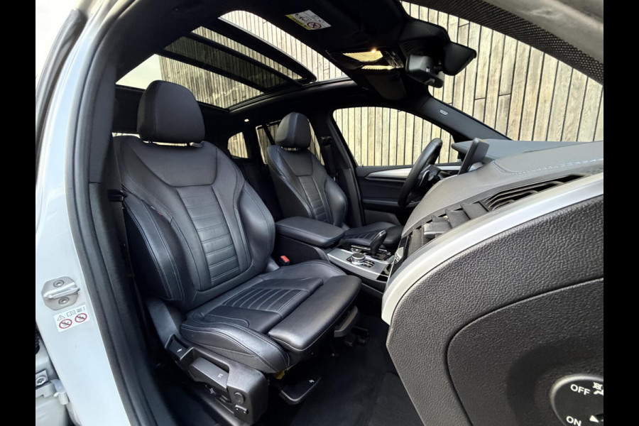 BMW X3 xDrive30i 252pk M-sport Automaat | Panoramadak | Leer | Stoelverwarming | Climate & cruise control | LED verlichting adaptief me