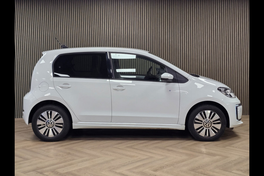 Volkswagen e-Up! E-up! AUT. CAMERA PARKEERSENSOREN CRUISE CONTROL STOELVERWARMING VOORRUITVERWARMING