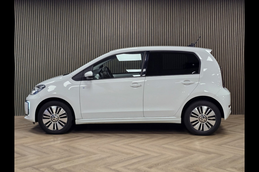 Volkswagen e-Up! E-up! AUT. CAMERA PARKEERSENSOREN CRUISE CONTROL STOELVERWARMING VOORRUITVERWARMING