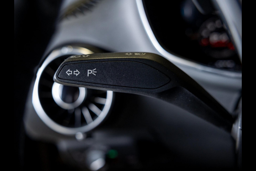 Audi TT 40 TFSI Pro Line / 197pk / Leder / Stoelverwarming /