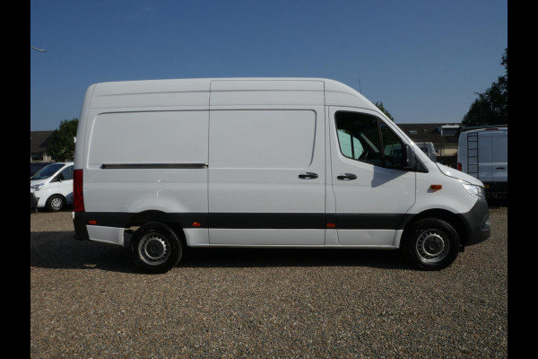 Mercedes-Benz Sprinter 317 CDI 170PK, L2H2, Airco, Keurige staat.