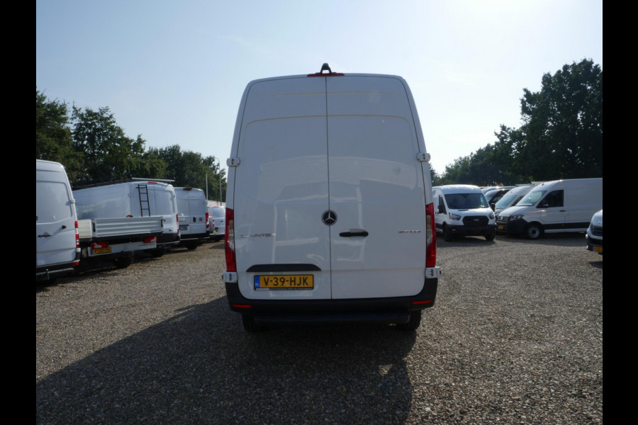 Mercedes-Benz Sprinter 317 CDI 170PK, L2H2, Airco, Keurige staat.