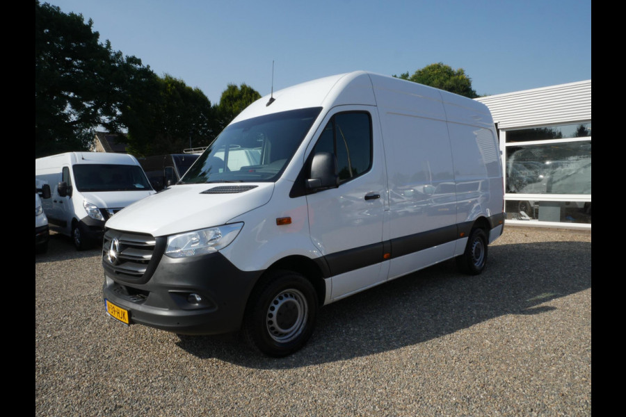 Mercedes-Benz Sprinter 317 CDI 170PK, L2H2, Airco, Keurige staat.
