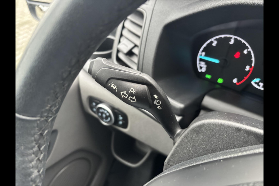 Ford Transit Custom 2.0 TDCI L1H1*A/C*CRUISE*NAVI*HAAK*CAM*3PERS*IMPER