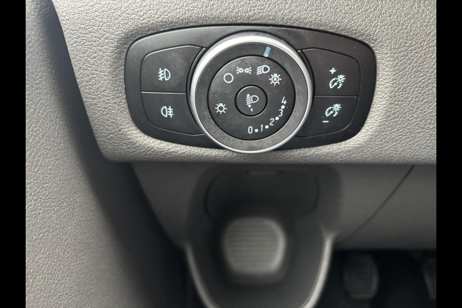 Ford Transit Custom 2.0 TDCI L1H1*A/C*CRUISE*NAVI*HAAK*CAM*3PERS*IMPER