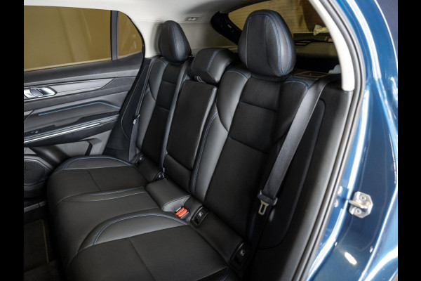 Lynk & Co 01 1.5 / 261pk / Leder / Blackstyle