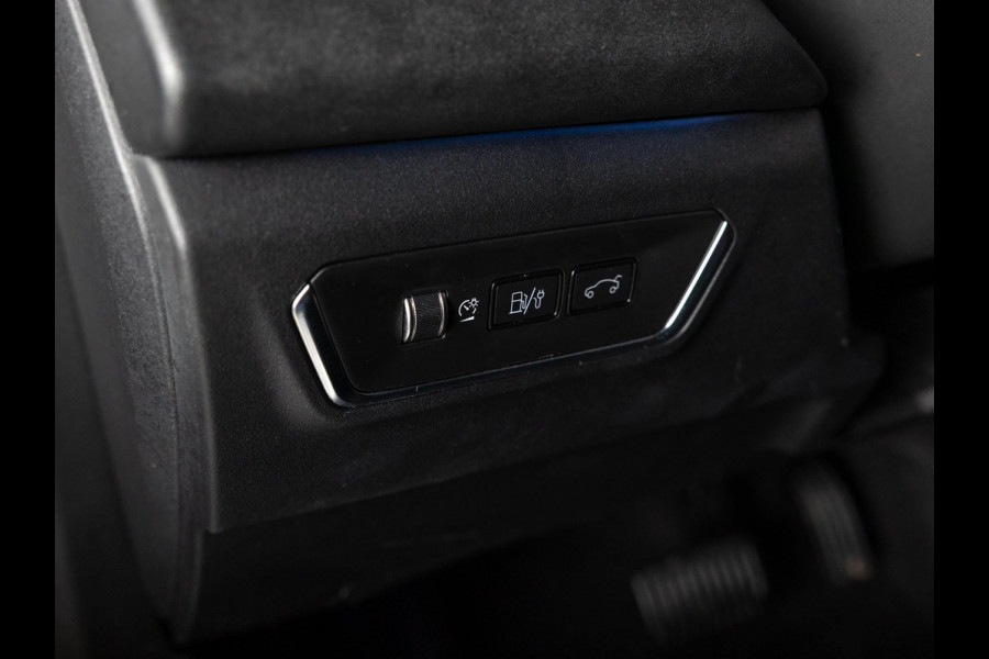 Lynk & Co 01 1.5 / 261pk / Leder / Blackstyle