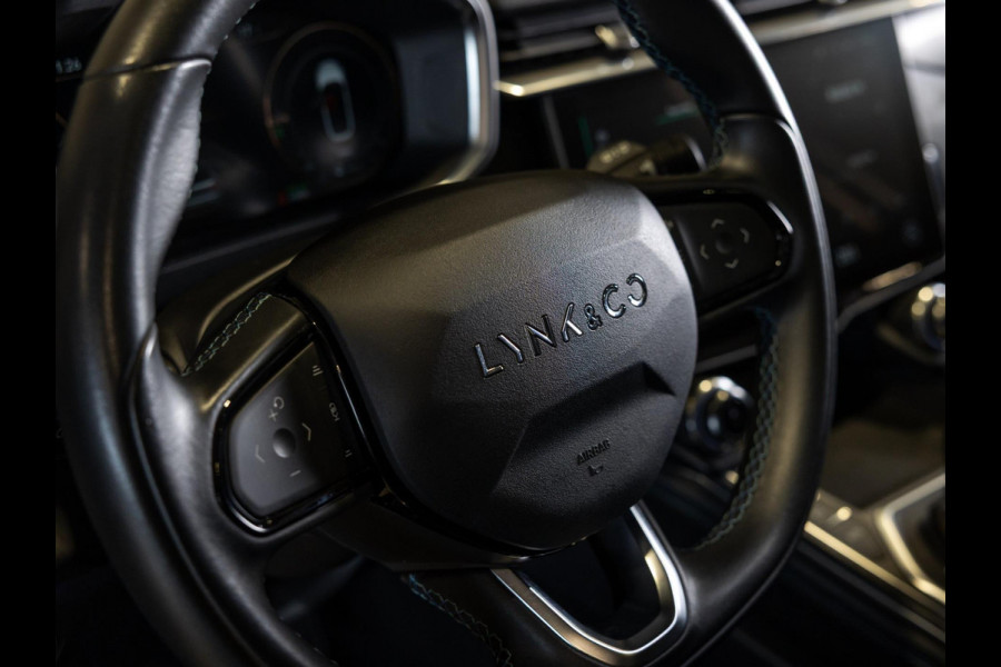 Lynk & Co 01 1.5 / 261pk / Leder / Blackstyle