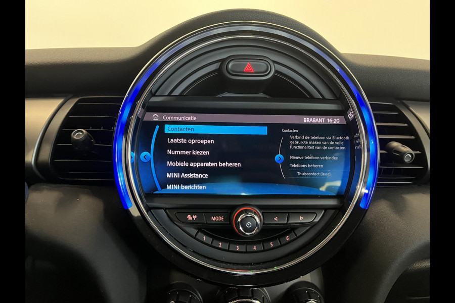 MINI Cooper 1.5 136pk Automaat Chili Serious Business | Climate Control | Harman Kardon | Navigatie | Full LED | 17" Rail Spoke Lichtmetalen Velgen | Parkeer sensoren V+A | Stoelverwarming