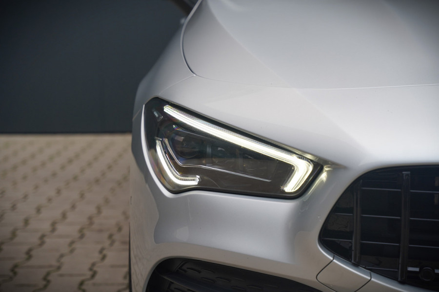 Mercedes-Benz CLA-Klasse Shooting Brake 250 e Edition | AMG Line | Panoramadak | Stoelverwarming | Camera | Keyless | Ambiance Verlichting | Cruise Control | Multibeam LED | BTW |