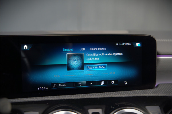 Mercedes-Benz CLA-Klasse Shooting Brake 250 e Edition | AMG Line | Panoramadak | Stoelverwarming | Camera | Keyless | Ambiance Verlichting | Cruise Control | Multibeam LED | BTW |