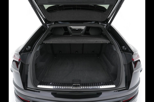 Lamborghini Urus 4.0 V8 Pearl Capsule (INCL-BTW) *CERAMIC-BRAKES | PANO | HEAD-UP | SOFT-CLOSE | LEATHER-ALCANTARA | FULL-LED | NIGHT-VISION | BANG&OLUFSEN | MEMORY-PACK | HEATED-SPORTSEATS | TOP-VIEW | ADAPTIVE-CRUISE | ...