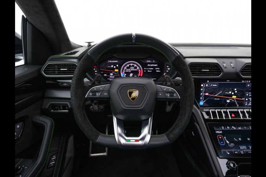 Lamborghini Urus 4.0 V8 Pearl Capsule (INCL-BTW) *CERAMIC-BRAKES | PANO | HEAD-UP | SOFT-CLOSE | LEATHER-ALCANTARA | FULL-LED | NIGHT-VISION | BANG&OLUFSEN | MEMORY-PACK | HEATED-SPORTSEATS | TOP-VIEW | ADAPTIVE-CRUISE | ...
