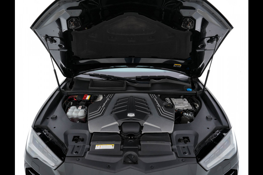 Lamborghini Urus 4.0 V8 Pearl Capsule (INCL-BTW) *CERAMIC-BRAKES | PANO | HEAD-UP | SOFT-CLOSE | LEATHER-ALCANTARA | FULL-LED | NIGHT-VISION | BANG&OLUFSEN | MEMORY-PACK | HEATED-SPORTSEATS | TOP-VIEW | ADAPTIVE-CRUISE | ...