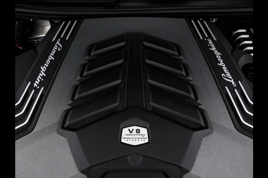 Lamborghini Urus 4.0 V8 Pearl Capsule (INCL-BTW) *CERAMIC-BRAKES | PANO | HEAD-UP | SOFT-CLOSE | LEATHER-ALCANTARA | FULL-LED | NIGHT-VISION | BANG&OLUFSEN | MEMORY-PACK | HEATED-SPORTSEATS | TOP-VIEW | ADAPTIVE-CRUISE | ...