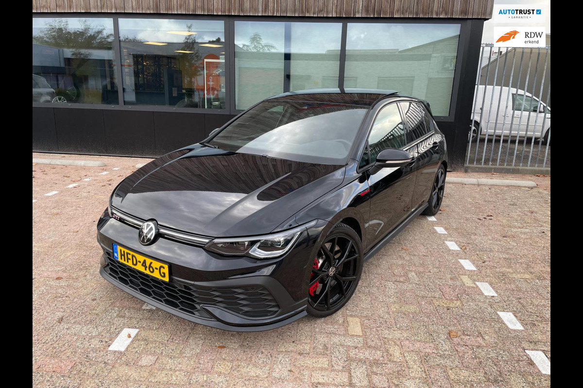 Volkswagen Golf 2.0 GTI Clubsport 300PK IQ Panorama Garantie Dealer Onderhouden