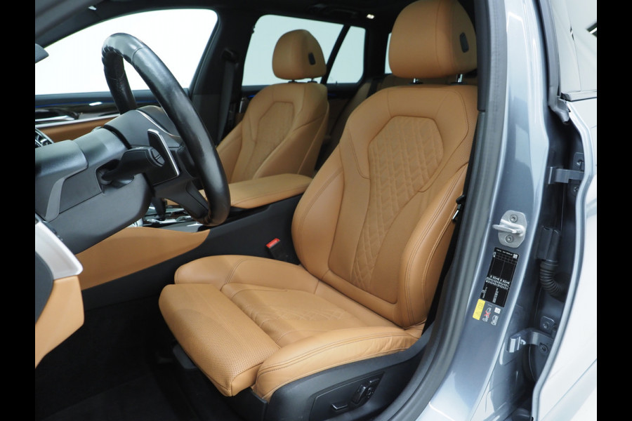BMW 5 Serie Touring 530e M Sport | Panoramadak | LaserLED | Head Up | 360 | Keyless | Adaptive Cruise | Trekhaak