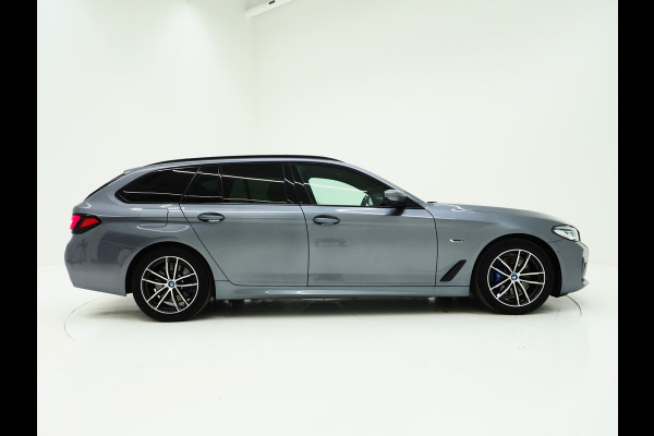 BMW 5 Serie Touring 530e M Sport | Panoramadak | LaserLED | Head Up | 360 | Keyless | Adaptive Cruise | Trekhaak