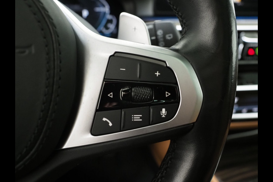 BMW 5 Serie Touring 530e M Sport | Panoramadak | LaserLED | Head Up | 360 | Keyless | Adaptive Cruise | Trekhaak