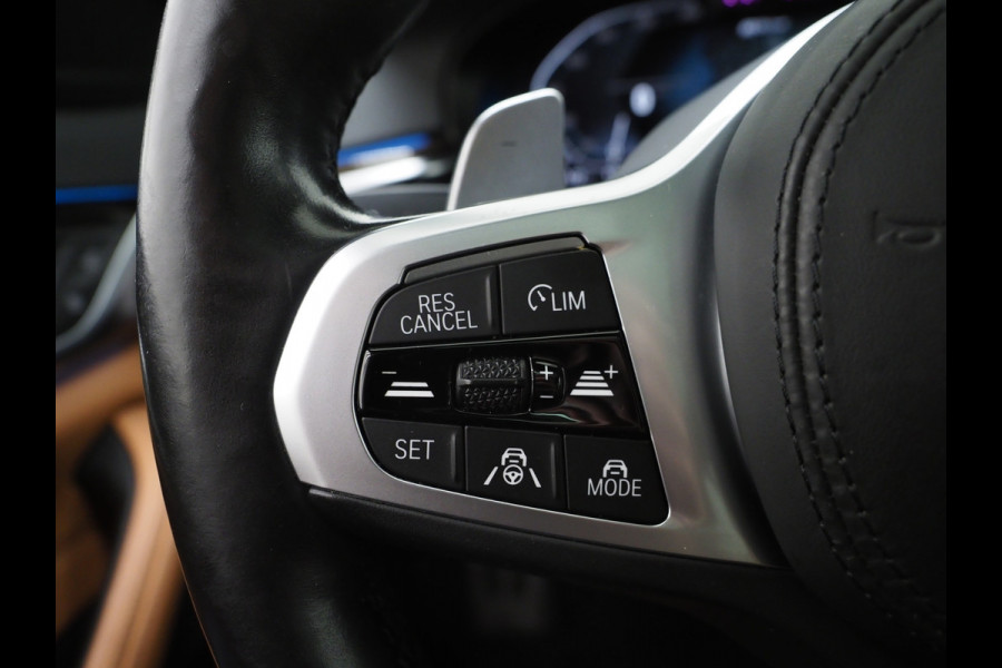 BMW 5 Serie Touring 530e M Sport | Panoramadak | LaserLED | Head Up | 360 | Keyless | Adaptive Cruise | Trekhaak