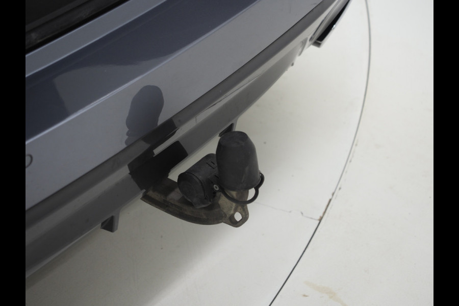 BMW 5 Serie Touring 530e M Sport | Panoramadak | LaserLED | Head Up | 360 | Keyless | Adaptive Cruise | Trekhaak