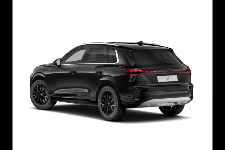 Audi Q3 Advanced edition e-hybrid 272 pk | Techniekpakket plus | Glazen panoramadak | Ambiente lichtpakket | Verwarmbaar stuurwiel |