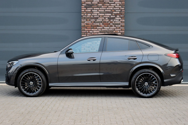 Mercedes-Benz GLC Coupé 300e 4MATIC Premium AMG Line | Distronic+ | Burmester | Memory | Trekhaak | Panoramadak | Surround Camera | Keyless Go | Digital Light | Rijassistentiepakket+ |