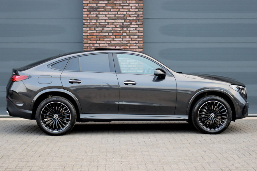 Mercedes-Benz GLC Coupé 300e 4MATIC Premium AMG Line | Distronic+ | Burmester | Memory | Trekhaak | Panoramadak | Surround Camera | Keyless Go | Digital Light | Rijassistentiepakket+ |