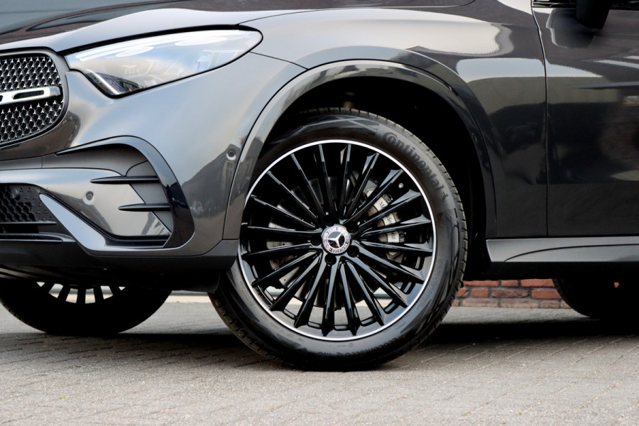 Mercedes-Benz GLC Coupé 300e 4MATIC Premium AMG Line | Distronic+ | Burmester | Memory | Trekhaak | Panoramadak | Surround Camera | Keyless Go | Digital Light | Rijassistentiepakket+ |