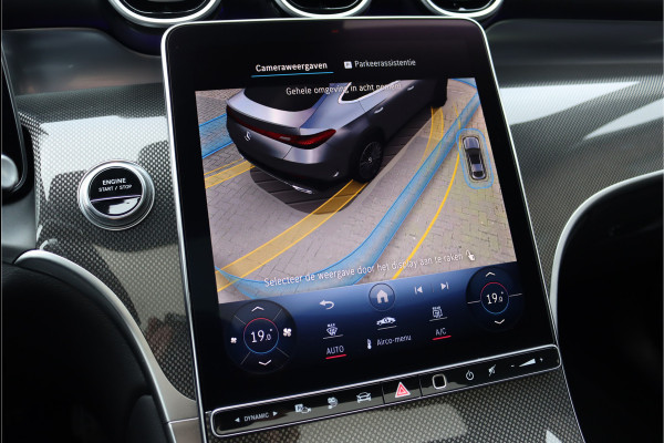 Mercedes-Benz GLC Coupé 300e 4MATIC Premium AMG Line | Distronic+ | Burmester | Memory | Trekhaak | Panoramadak | Surround Camera | Keyless Go | Digital Light | Rijassistentiepakket+ |