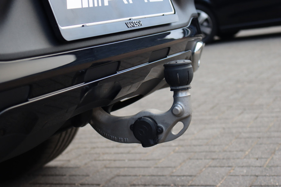 Mercedes-Benz GLC Coupé 300e 4MATIC Premium AMG Line | Distronic+ | Burmester | Memory | Trekhaak | Panoramadak | Surround Camera | Keyless Go | Digital Light | Rijassistentiepakket+ |