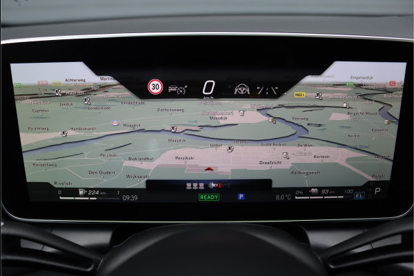 Mercedes-Benz GLC Coupé 300e 4MATIC Premium AMG Line | Distronic+ | Burmester | Memory | Trekhaak | Panoramadak | Surround Camera | Keyless Go | Digital Light | Rijassistentiepakket+ |